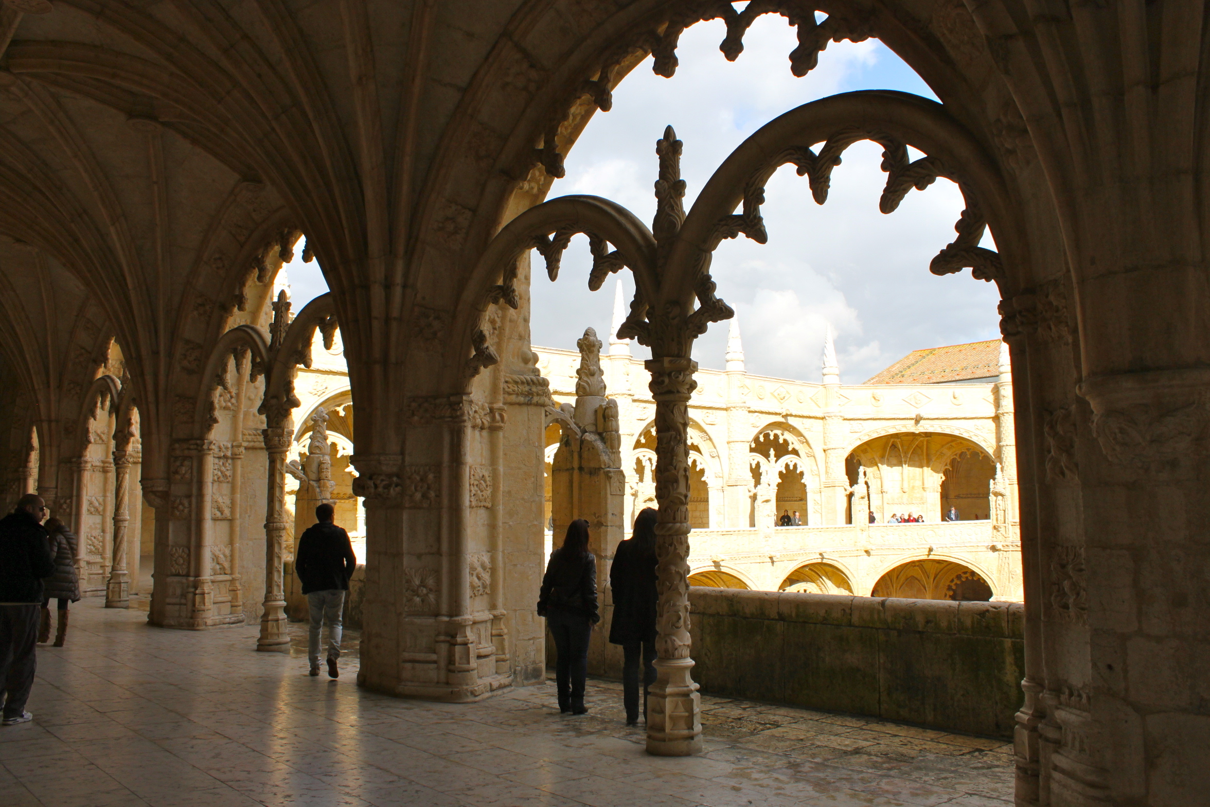 jeronimos monastery belem portugal