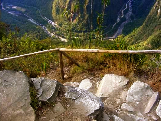 sun gate machu picchu peru