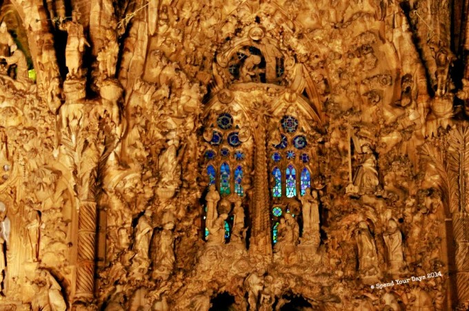 la sagrada familia barcelona spain facade gaudi