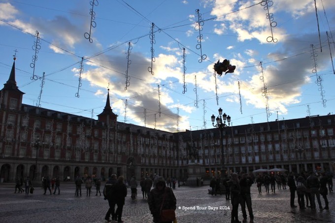 plaza mayor madrid spain