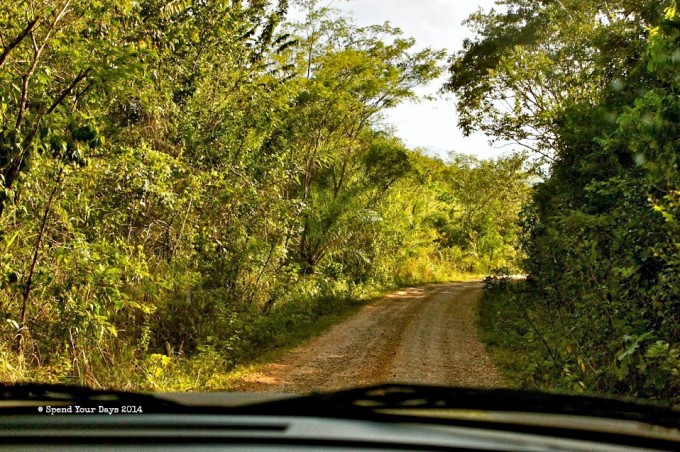 belize unpaved dirt road